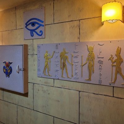 una escena del ambiente en un escape room